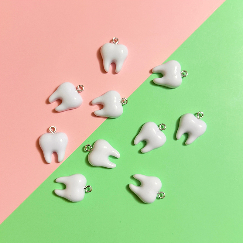 10 pièces de pendentifs en rés - Resin Craft Projects avis et prix